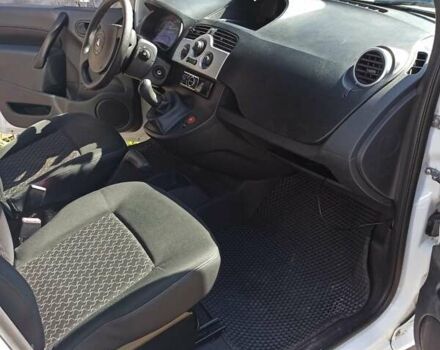 Белый Рено Кенгу, объемом двигателя 1.46 л и пробегом 120 тыс. км за 8000 $, фото 6 на Automoto.ua