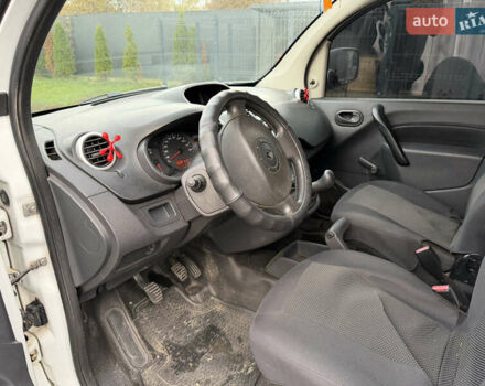 Рено Кенгу 2012 в Львове на Automoto.ua Белый Рено Кенгу, объемом двигателя 1.46 л и пробегом 233 тыс. км за 3850 $, фото 3 на Automoto.ua