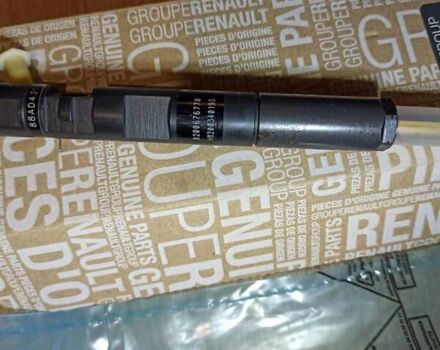 Белый Рено Кенгу, объемом двигателя 1.46 л и пробегом 120 тыс. км за 8000 $, фото 16 на Automoto.ua