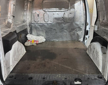 Белый Рено Кенгу, объемом двигателя 1.5 л и пробегом 273 тыс. км за 4100 $, фото 12 на Automoto.ua