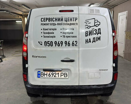 Белый Рено Кенгу, объемом двигателя 1.5 л и пробегом 273 тыс. км за 4100 $, фото 6 на Automoto.ua