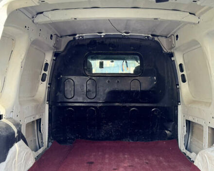 Белый Рено Кенгу, объемом двигателя 1.46 л и пробегом 235 тыс. км за 4000 $, фото 6 на Automoto.ua