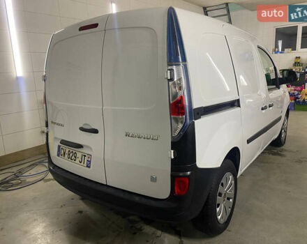 Білий Рено Кєнгу, об'ємом двигуна 0 л та пробігом 39 тис. км за 6100 $, фото 4 на Automoto.ua