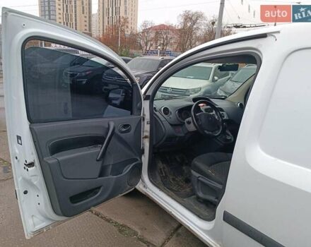 Белый Рено Кенгу, объемом двигателя 1.5 л и пробегом 330 тыс. км за 6490 $, фото 10 на Automoto.ua