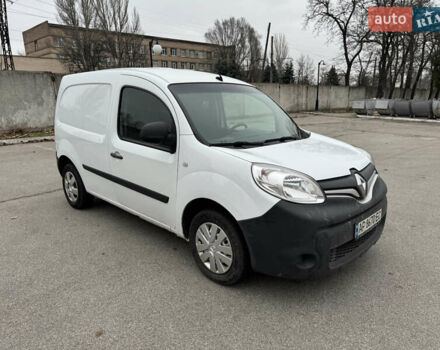 Белый Рено Кенгу, объемом двигателя 1.5 л и пробегом 304 тыс. км за 5900 $, фото 7 на Automoto.ua