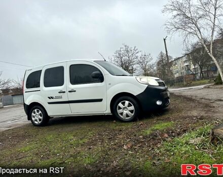 Белый Рено Кенгу, объемом двигателя 1.5 л и пробегом 265 тыс. км за 9200 $, фото 6 на Automoto.ua