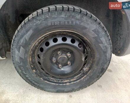 Рено Кєнгу 2013 у Жмеренке на Automoto.ua Білий Рено Кєнгу, об'ємом двигуна 1.5 л та пробігом 359 тис. км за 4500 $, фото 10 на Automoto.ua