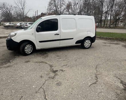 Белый Рено Кенгу, объемом двигателя 1.46 л и пробегом 234 тыс. км за 7700 $, фото 6 на Automoto.ua