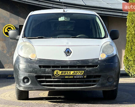 Рено Кєнгу 2013 у Львові на Automoto.ua Білий Рено Кєнгу, об'ємом двигуна 1.46 л та пробігом 202 тис. км за 6600 $, фото 1 на Automoto.ua