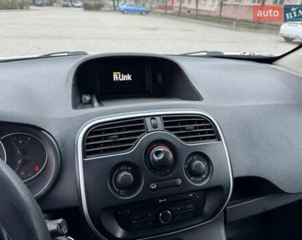 Белый Рено Кенгу, объемом двигателя 1.5 л и пробегом 304 тыс. км за 5900 $, фото 9 на Automoto.ua