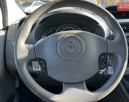 Рено Кєнгу 2013 у Львові на Automoto.ua Білий Рено Кєнгу, об'ємом двигуна 1.46 л та пробігом 202 тис. км за 6600 $, фото 9 на Automoto.ua