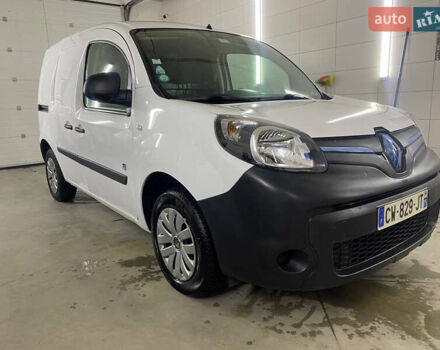Білий Рено Кєнгу, об'ємом двигуна 0 л та пробігом 39 тис. км за 6100 $, фото 15 на Automoto.ua