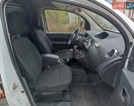 Рено Кєнгу 2013 у Жмеренке на Automoto.ua Білий Рено Кєнгу, об'ємом двигуна 1.5 л та пробігом 359 тис. км за 4500 $, фото 8 на Automoto.ua