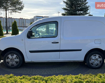 Рено Кєнгу 2013 у Львові на Automoto.ua Білий Рено Кєнгу, об'ємом двигуна 1.46 л та пробігом 202 тис. км за 6600 $, фото 3 на Automoto.ua