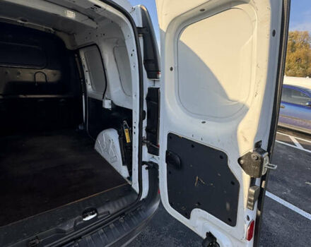 Рено Кенгу 2014 в Лубнах на Automoto.ua Белый Рено Кенгу, объемом двигателя 1.46 л и пробегом 395 тыс. км за 7150 $, фото 16 на Automoto.ua