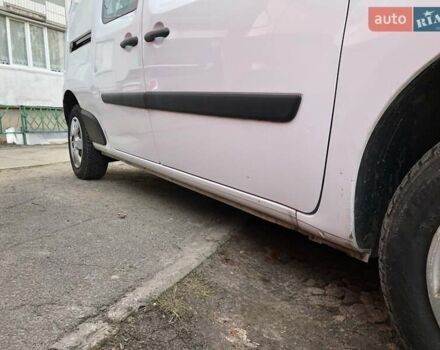 Рено Кєнгу 2014 у Василькове на Automoto.ua Білий Рено Кєнгу, об'ємом двигуна 1.46 л та пробігом 205 тис. км за 7800 $, фото 9 на Automoto.ua