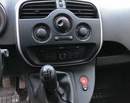 Рено Кєнгу 2014 у Василькове на Automoto.ua Білий Рено Кєнгу, об'ємом двигуна 1.46 л та пробігом 205 тис. км за 7800 $, фото 16 на Automoto.ua