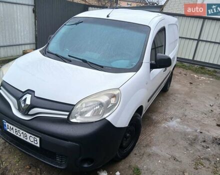 Белый Рено Кенгу, объемом двигателя 1.46 л и пробегом 200 тыс. км за 6800 $, фото 1 на Automoto.ua