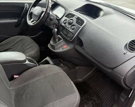 Белый Рено Кенгу, объемом двигателя 1.46 л и пробегом 289 тыс. км за 7250 $, фото 7 на Automoto.ua