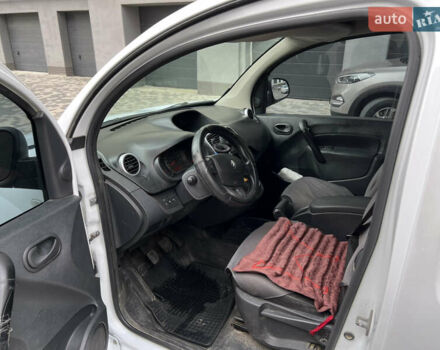 Белый Рено Кенгу, объемом двигателя 1.46 л и пробегом 277 тыс. км за 6450 $, фото 9 на Automoto.ua