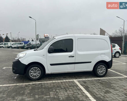 Белый Рено Кенгу, объемом двигателя 1.5 л и пробегом 188 тыс. км за 8000 $, фото 2 на Automoto.ua