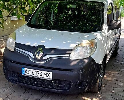 Белый Рено Кенгу, объемом двигателя 1.5 л и пробегом 241 тыс. км за 10000 $, фото 1 на Automoto.ua