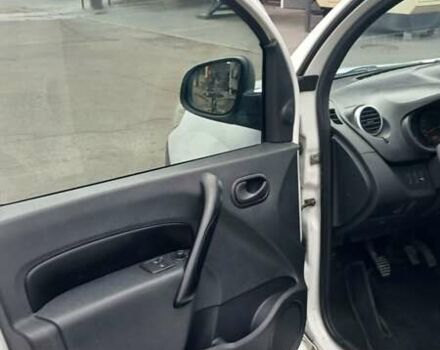 Рено Кєнгу 2015 у Броварах на Automoto.ua Білий Рено Кєнгу, об'ємом двигуна 1.46 л та пробігом 225 тис. км за 8500 $, фото 15 на Automoto.ua