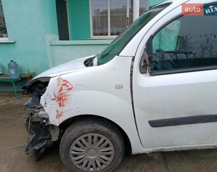 Белый Рено Кенгу, объемом двигателя 1.46 л и пробегом 234 тыс. км за 4500 $, фото 4 на Automoto.ua