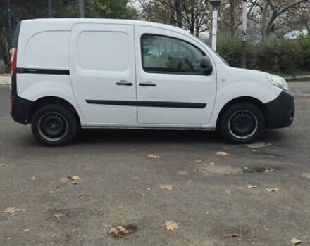 Белый Рено Кенгу, объемом двигателя 1.46 л и пробегом 236 тыс. км за 6500 $, фото 2 на Automoto.ua