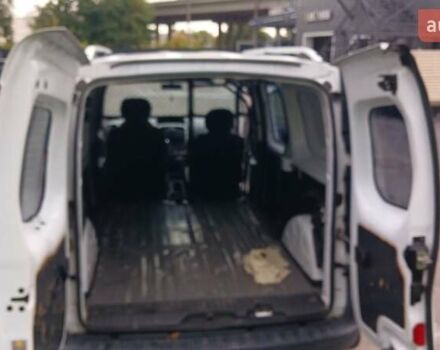 Рено Кєнгу 2015 у Броварах на Automoto.ua Білий Рено Кєнгу, об'ємом двигуна 1.46 л та пробігом 225 тис. км за 8500 $, фото 13 на Automoto.ua