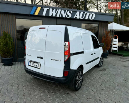 Білий Рено Кєнгу, об'ємом двигуна 1.5 л та пробігом 240 тис. км за 7200 $, фото 17 на Automoto.ua