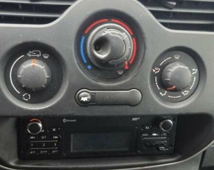 Белый Рено Кенгу, объемом двигателя 1.46 л и пробегом 236 тыс. км за 6500 $, фото 12 на Automoto.ua