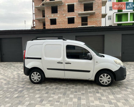 Белый Рено Кенгу, объемом двигателя 1.46 л и пробегом 277 тыс. км за 6450 $, фото 3 на Automoto.ua