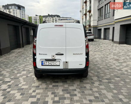 Белый Рено Кенгу, объемом двигателя 1.46 л и пробегом 277 тыс. км за 6450 $, фото 5 на Automoto.ua