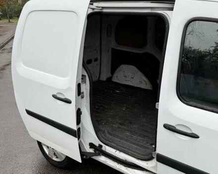 Рено Кєнгу 2015 у Кривому Розі на Automoto.ua Білий Рено Кєнгу, об'ємом двигуна 1.5 л та пробігом 139 тис. км за 6200 $, фото 5 на Automoto.ua