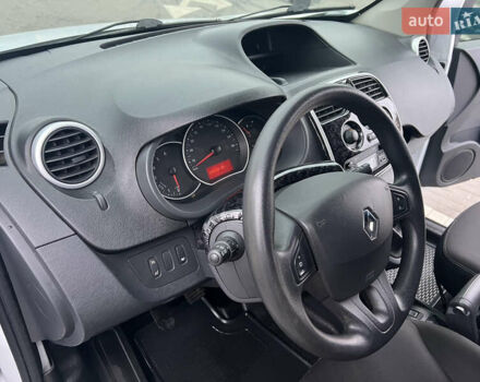Белый Рено Кенгу, объемом двигателя 1.5 л и пробегом 188 тыс. км за 8000 $, фото 11 на Automoto.ua