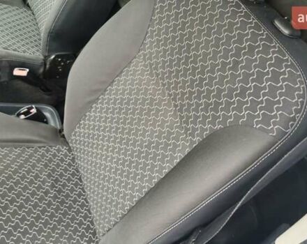 Белый Рено Кенгу, объемом двигателя 1.46 л и пробегом 236 тыс. км за 6500 $, фото 13 на Automoto.ua