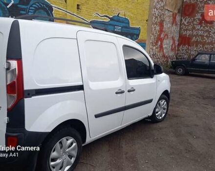 Белый Рено Кенгу, объемом двигателя 1.46 л и пробегом 276 тыс. км за 9000 $, фото 2 на Automoto.ua