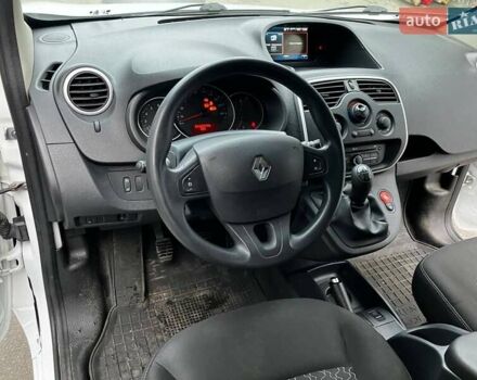 Белый Рено Кенгу, объемом двигателя 1.5 л и пробегом 175 тыс. км за 9500 $, фото 15 на Automoto.ua