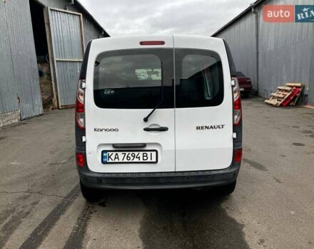 Белый Рено Кенгу, объемом двигателя 1.5 л и пробегом 175 тыс. км за 9500 $, фото 3 на Automoto.ua
