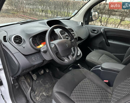 Білий Рено Кєнгу, об'ємом двигуна 1.5 л та пробігом 211 тис. км за 7999 $, фото 34 на Automoto.ua