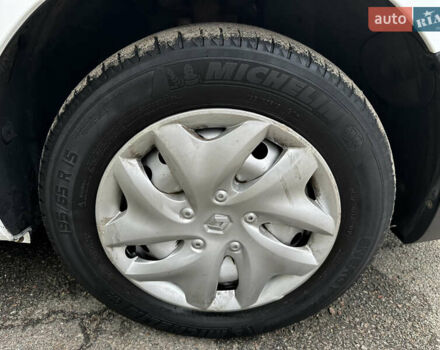 Білий Рено Кєнгу, об'ємом двигуна 1.5 л та пробігом 195 тис. км за 8200 $, фото 19 на Automoto.ua