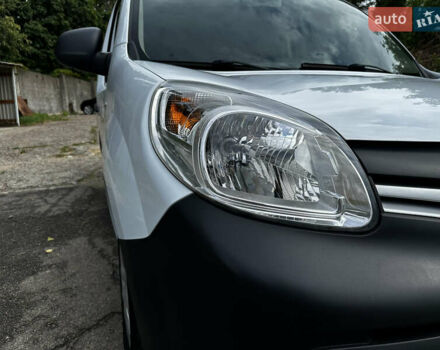 Білий Рено Кєнгу, об'ємом двигуна 1.5 л та пробігом 195 тис. км за 8200 $, фото 15 на Automoto.ua