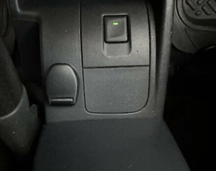 Білий Рено Кєнгу, об'ємом двигуна 1.5 л та пробігом 211 тис. км за 7999 $, фото 31 на Automoto.ua