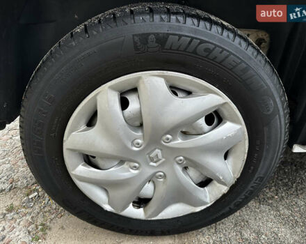 Білий Рено Кєнгу, об'ємом двигуна 1.5 л та пробігом 195 тис. км за 8200 $, фото 18 на Automoto.ua