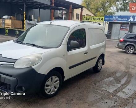 Белый Рено Кенгу, объемом двигателя 1.46 л и пробегом 276 тыс. км за 9000 $, фото 5 на Automoto.ua