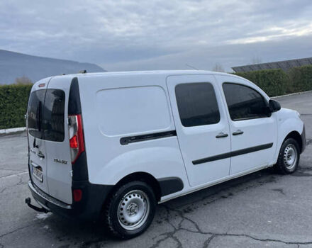 Белый Рено Кенгу, объемом двигателя 1.46 л и пробегом 161 тыс. км за 8200 $, фото 5 на Automoto.ua