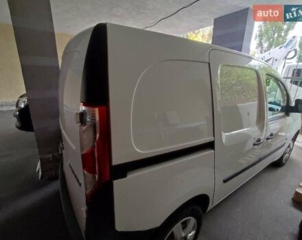 Білий Рено Кєнгу, об'ємом двигуна 0 л та пробігом 89 тис. км за 9000 $, фото 1 на Automoto.ua