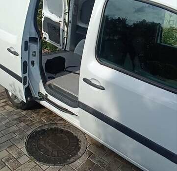 Білий Рено Кєнгу, об'ємом двигуна 1.46 л та пробігом 150 тис. км за 9199 $, фото 11 на Automoto.ua