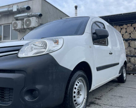 Белый Рено Кенгу, объемом двигателя 1.46 л и пробегом 161 тыс. км за 8200 $, фото 2 на Automoto.ua